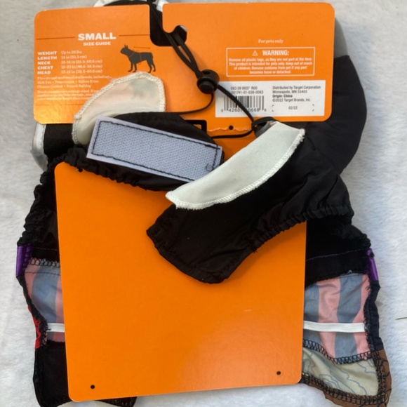 New, Pirate Dog Costume, 2 pieces, Small (up to 20 lbs) - Picture 2 of 4